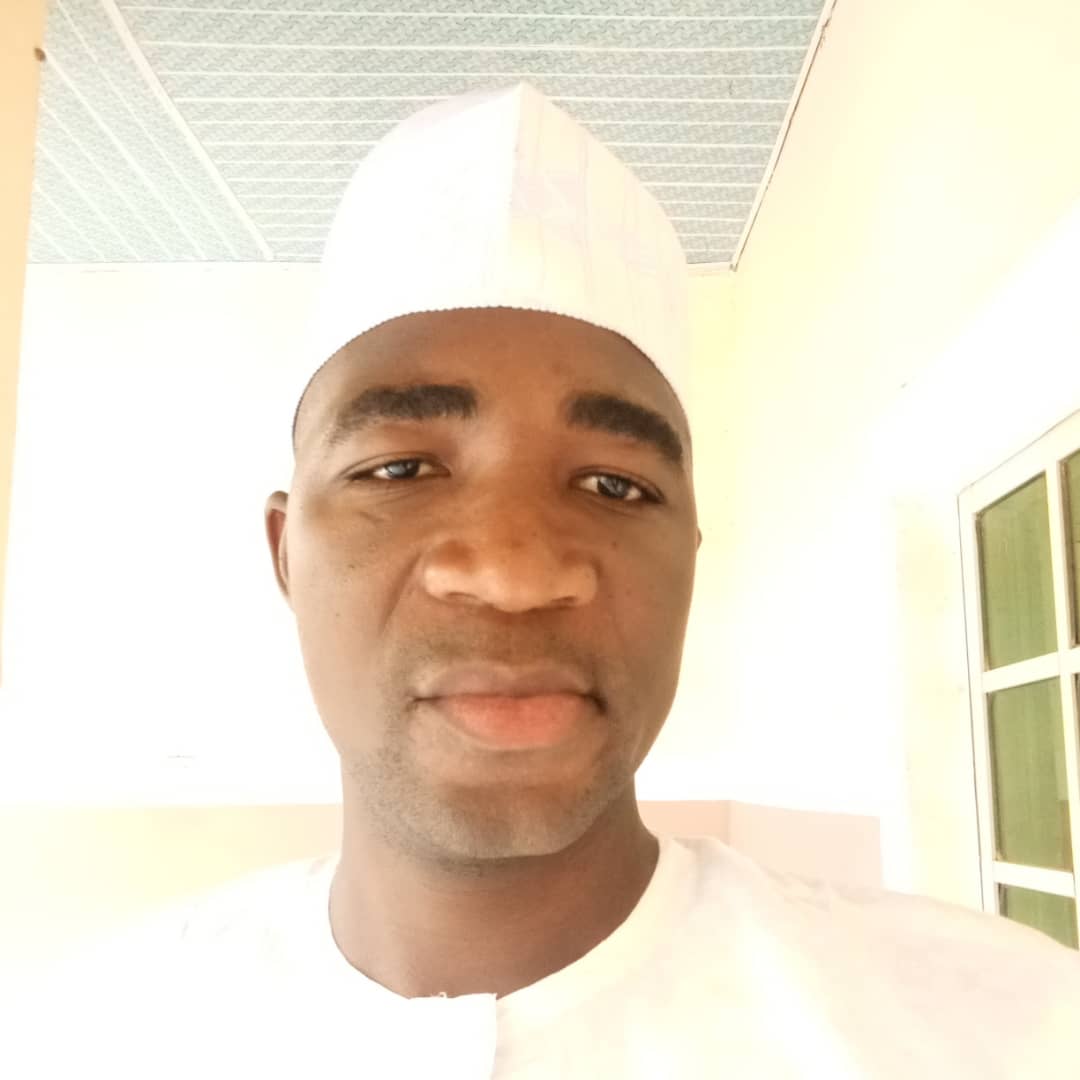Leader Image