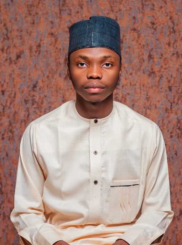 Leader Image